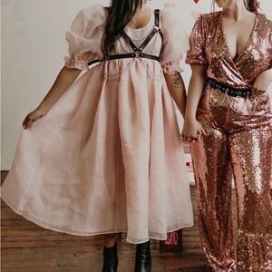 Selkie 2019 pink puff sample dress